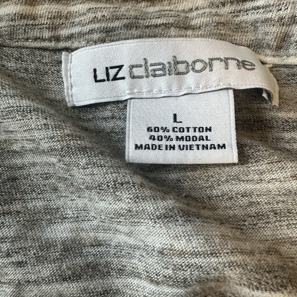 Liz Claiborne 1/2 Sleeve Cuffed Button Down Shirt w/Front Pockets - Picture 5 of 5